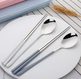 Black 18/8 Stainless Steel Food Chopsticks Spoon Set Long Handle Flat Non-Slip Chopsticks Cutlery Set Travel With Portable Box